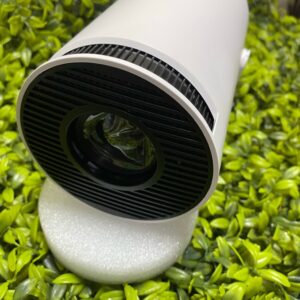 MINI PROJETOR HY300